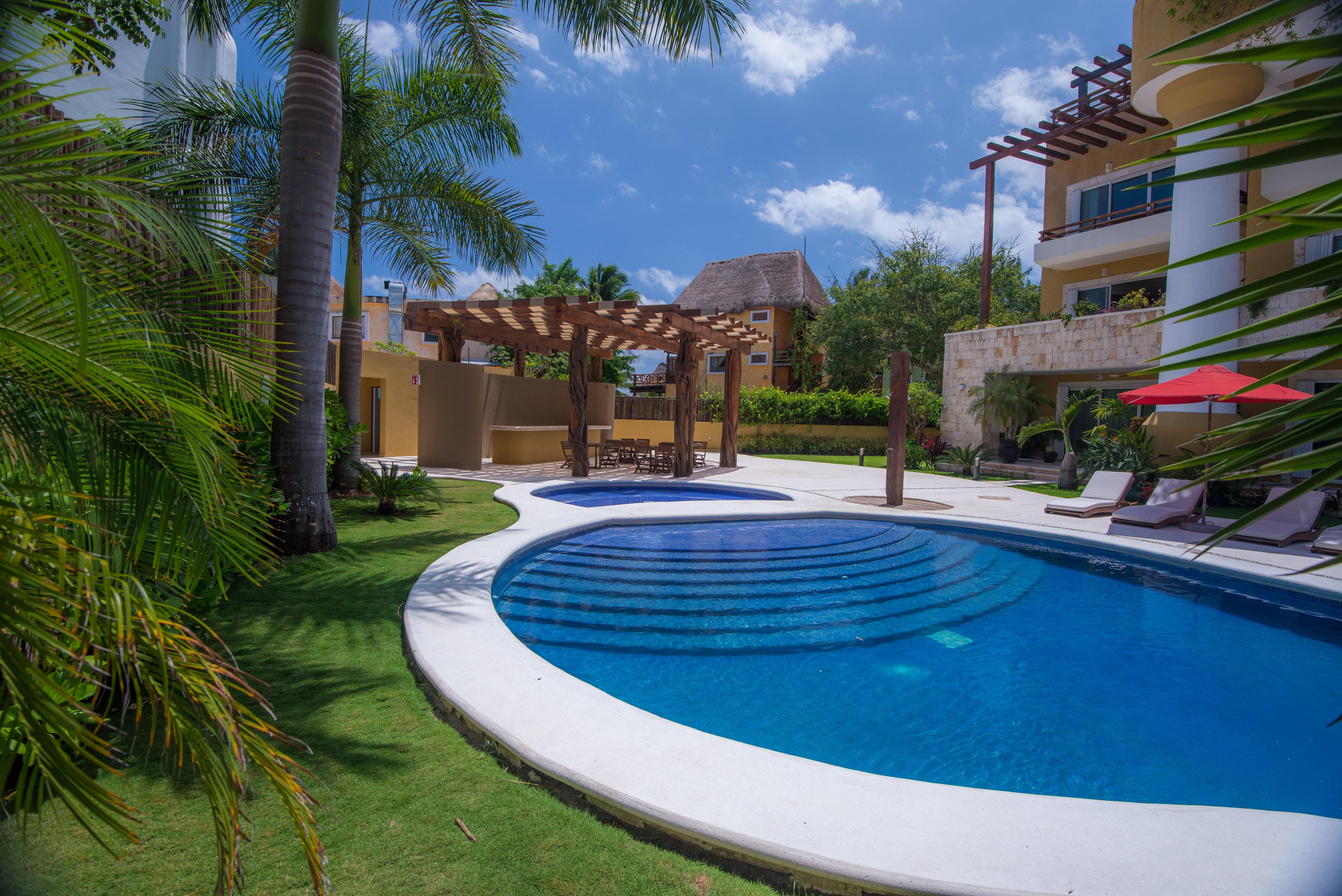 Pueblito Escondido By Mistik Vacation Rentals Плая дел Кармен Екстериор снимка